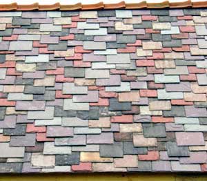 Slate Roof Central - Styles of Slate Roof Installations - staggered butt, random widths, mixed colors, new and salvages slates